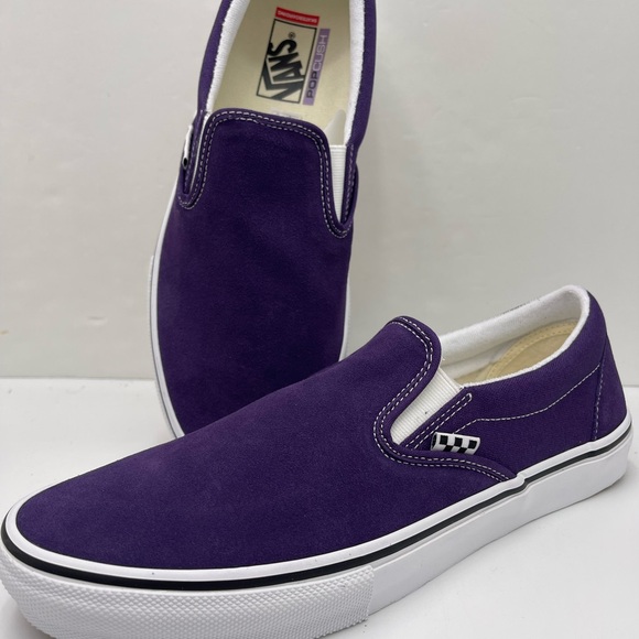 Vans Men’s Classic Purple Skate Slip-On
Purple/Black
VN0A2Z31PCA Sneakers - Picture 15 of 16